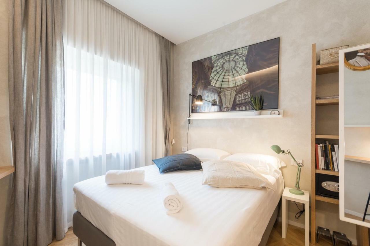 Duomo Deluxe Room Milan Bagian luar foto